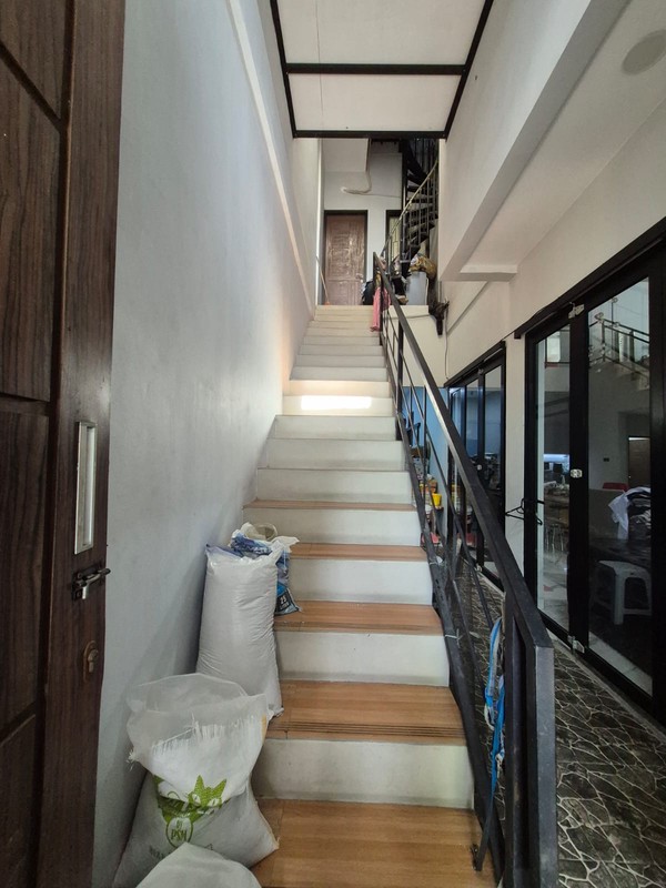 FOR RENT: Hunian Hoek Mewah & Full Furnished - Suvarna Sutera