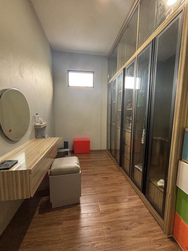 FOR RENT: Hunian Hoek Mewah & Full Furnished - Suvarna Sutera