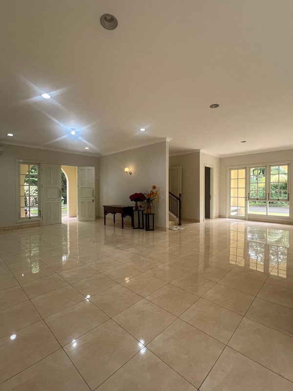 Rumah Sudut Siap Huni di The Green BSD Dekat Tol dan Stasiun Kereta