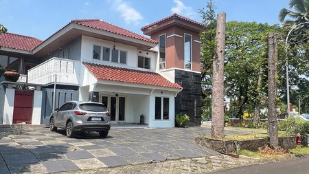 Rumah Huk 2 Lantai di taman Giri Loka BSD Dekat Akses Tol