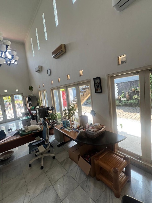 Rumah Huk 2 Lantai di taman Giri Loka BSD Dekat Akses Tol