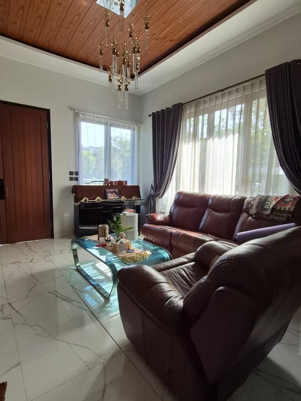 Hunian Hoek Mewah & Full Furnished - Suvarna Sutera