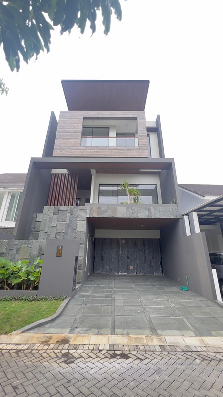  For Sale Brand New House Queenstown Citraland Surabaya Barat  