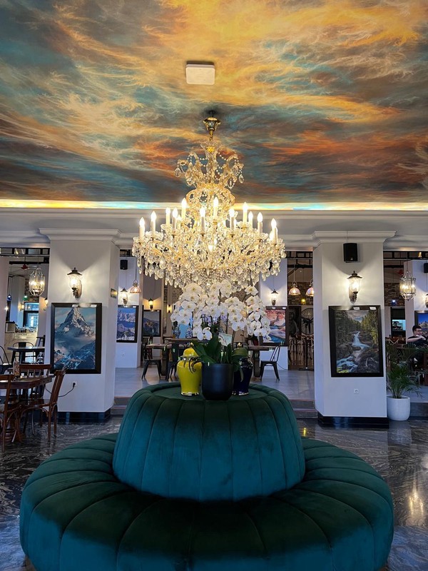 Dijual Resto/Cafe di Sentul City