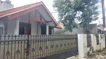Dijual Rumah cocok utk usaha di Tanjung Barat