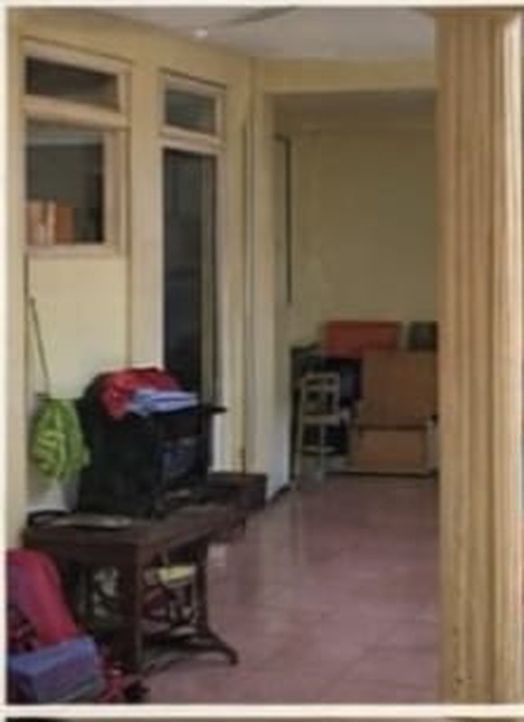 DIJUAL CEPAT RUMAH LAMA MASIH SIAP HUNI TENGGILIS