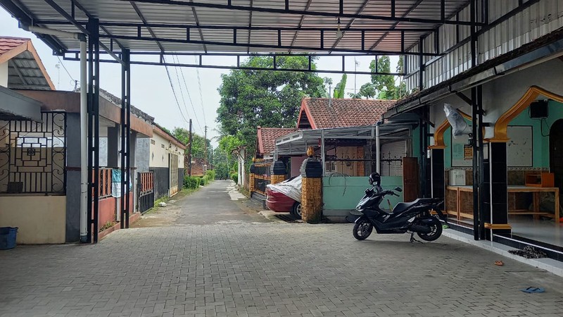 Rumah Luas 276 Meter Persegi Lokasi Dekat Pasar Induk Godean, Sidoluhur, Sleman