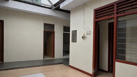 Rumah Kos-kosan 8 Kamar di Radio Dalam