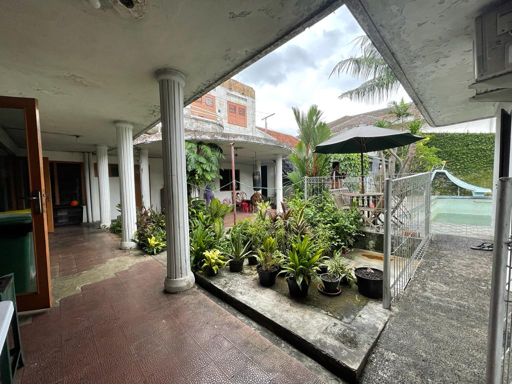 Di Jual Rumah 2 Lantai di Jl. Sisingamangaraja Dekat Area Perkantoran Jaksel