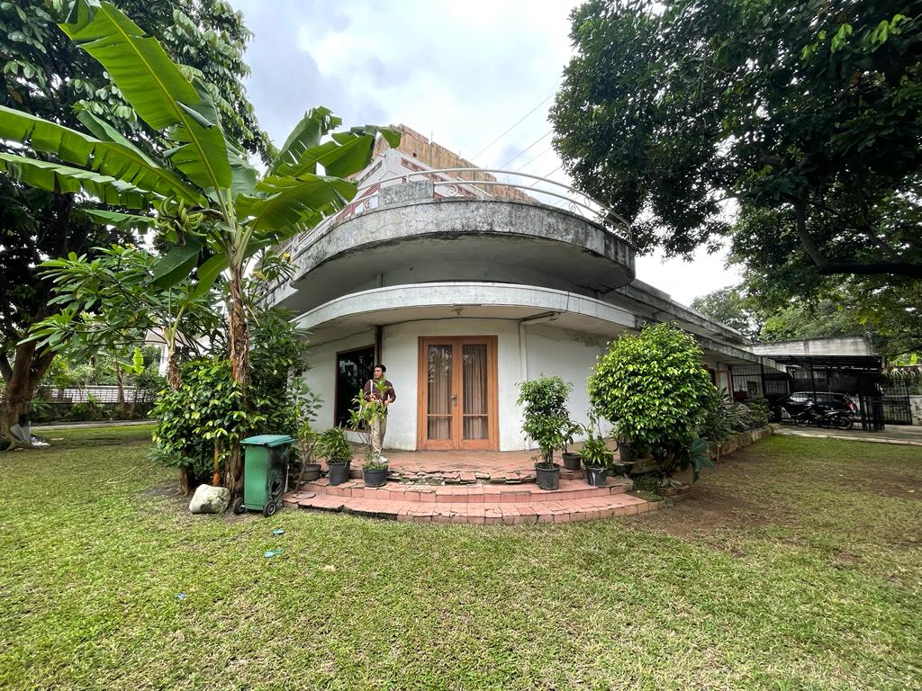 Di Jual Rumah 2 Lantai di Jl. Sisingamangaraja Dekat Area Perkantoran Jaksel