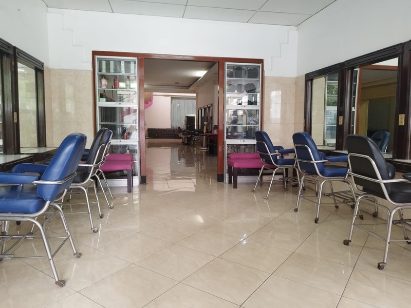 Dijual Komersial Prestisius (Ex Salon) di Jantung Kota Surabaya Jl. Walikota Mustajab