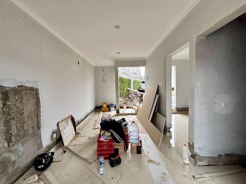 Rumah Bagus, dalam Renovasi, dalam Cluster di Jurang Mangu