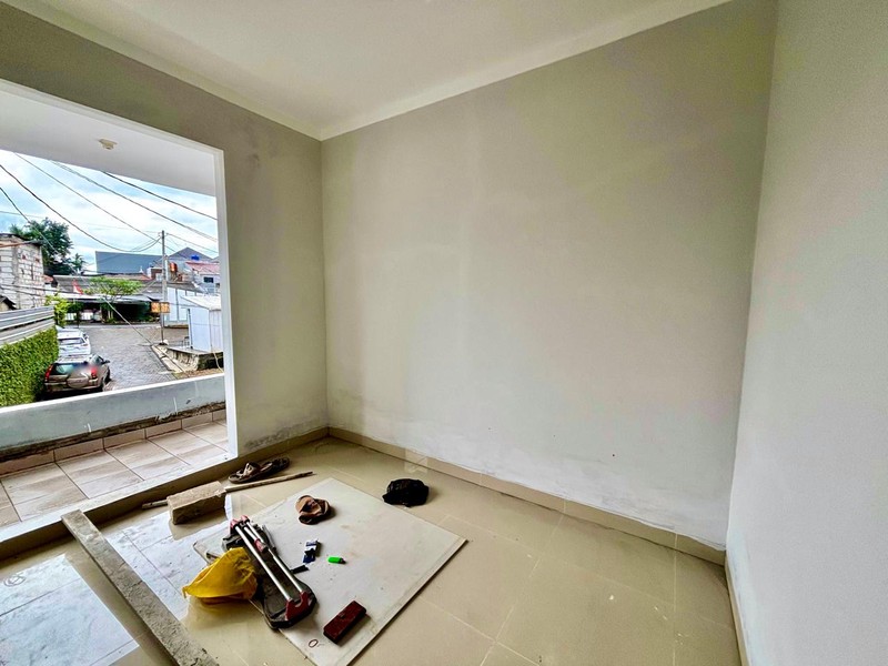 Rumah Bagus, dalam Renovasi, dalam Cluster di Jurang Mangu