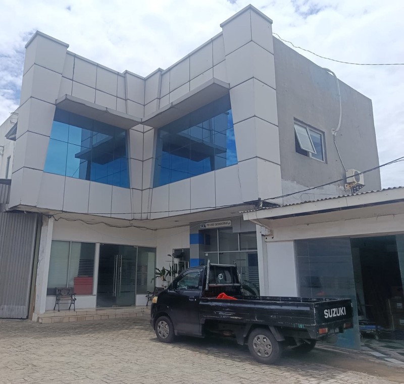 Ruko 2 Lantai Siap Pakai dan Tanah Kosong Cocok untuk Usaha Di Tangerang Selatan