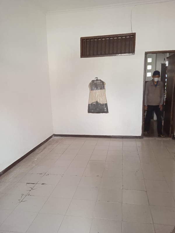 DIJUAL CEPAT RUMAH 2 LANTAI SIAP HUNI TENGGILIS UTARA