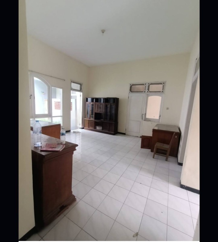 DISEWAKAN CEPAT RUMAH LAMA SIAP HUN PONDOK TJANDRA 