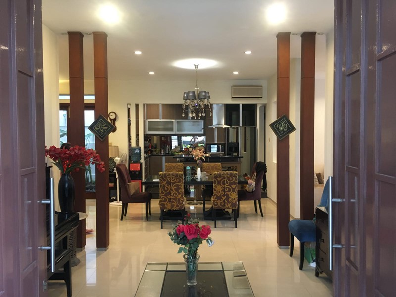 RUMAH SIAP HUNI DI BINTARO JAYA, TANGERANG SELATAN