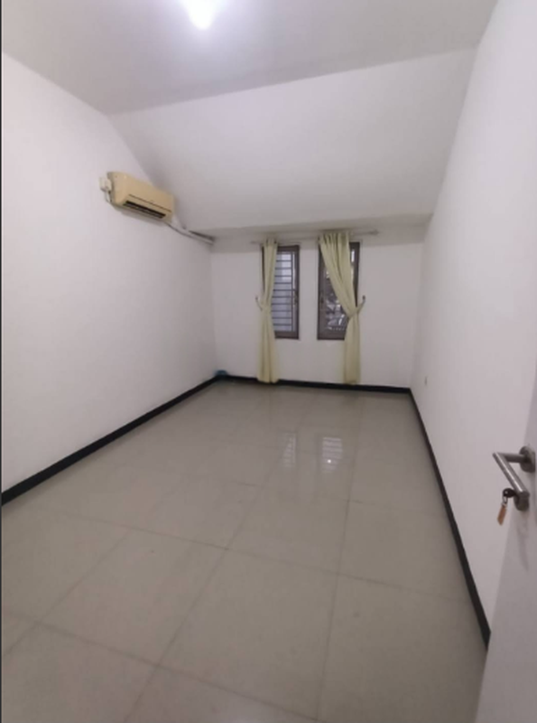 DIJUAL  SEWA CEPAT RUMAH 2 LT MINIMALIS PONDOK TJANDRA