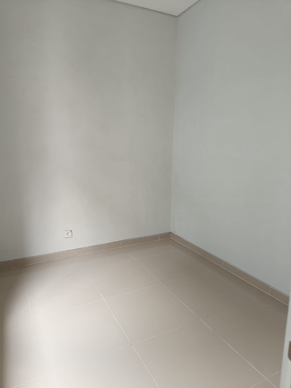 MURAH 1 Milyaran Dijual Rumah Wisata Bukit Mas 2 Paddington Surabaya Barat Dekat Citraland, Pakuwon Mall, Royal Residence