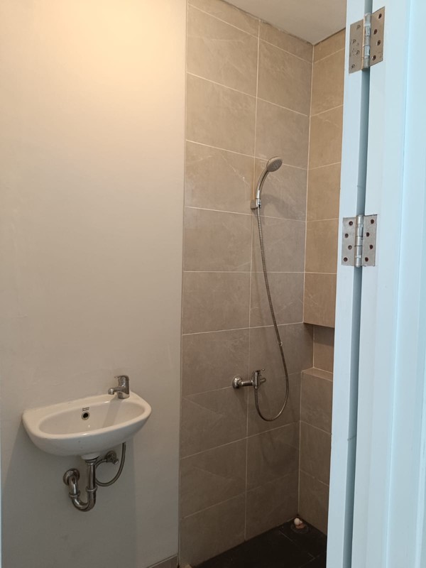 MURAH 1 Milyaran Dijual Rumah Wisata Bukit Mas 2 Paddington Surabaya Barat Dekat Citraland, Pakuwon Mall, Royal Residence