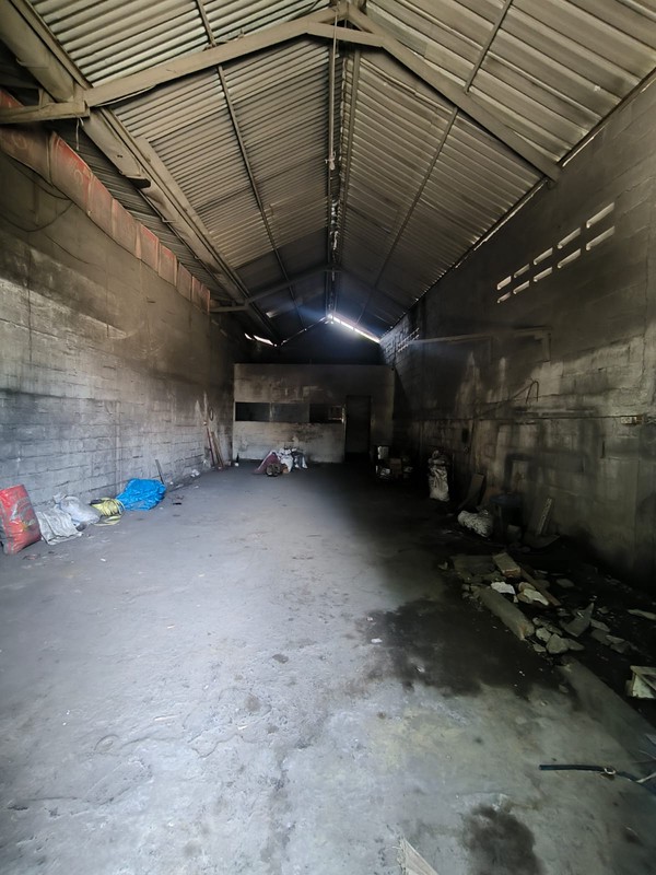 MURAH Disewakan 126 m2 Gudang Surabaya Barat Akses Truk Fuso - Lokasi Simo Sawahan - Simomulyo - Sukomanunggal dekat Kupang Jaya , Banyu Urip