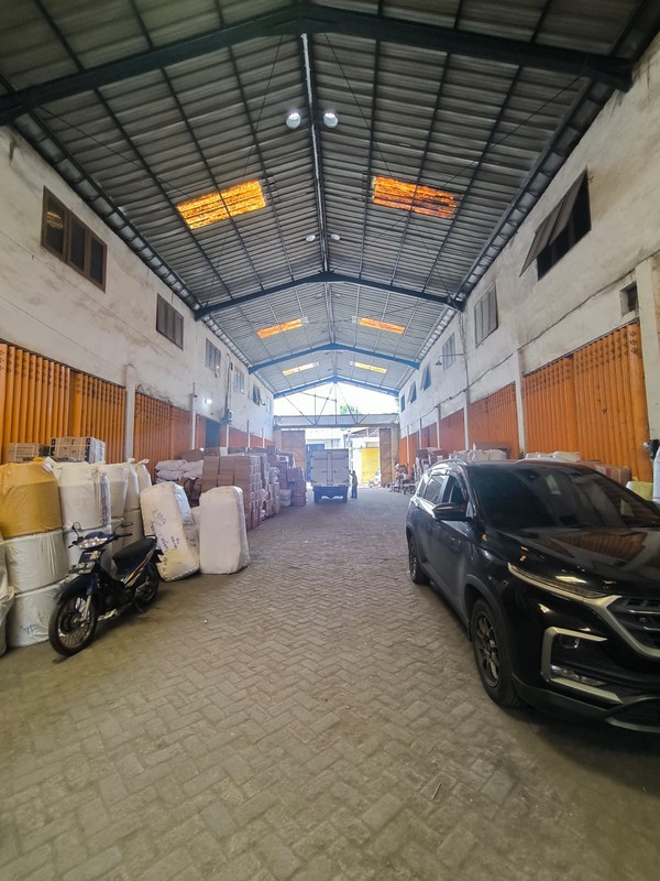 MURAH Disewakan 48 m2 Gudang Surabaya Pusat Jalan Teh  dekat Bongkaran  , Pabean Cantikan, Pasar Atom  - Akses Truk Tronton, Truk FUSO coxok buat Ekspedisi, gudang , Kantor 
