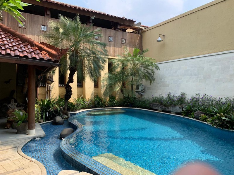 Rumah Dijual nyaman, aman dan siap huni di daerah Bintaro Tangerang Selatan