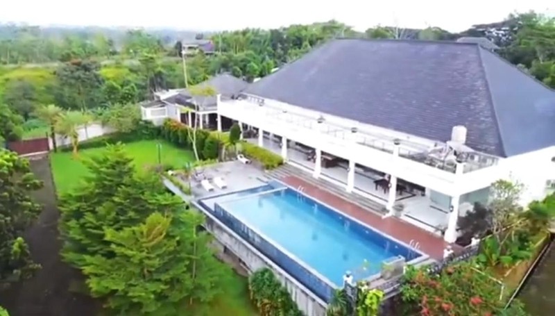Villa Megah Indah, Bangunan 5000m2 di Lahan 2Ha Sentul Bogor Jawa Barat