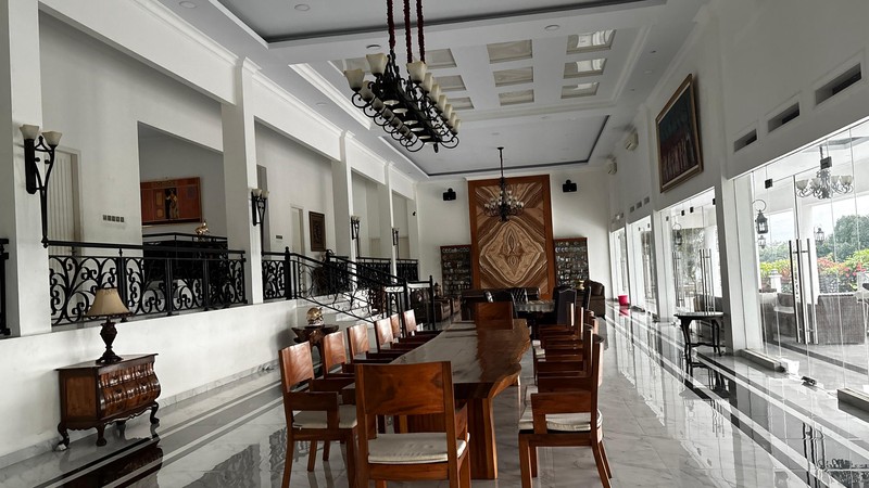 Villa Megah Indah, Bangunan 5000m2 di Lahan 2Ha Sentul Bogor Jawa Barat