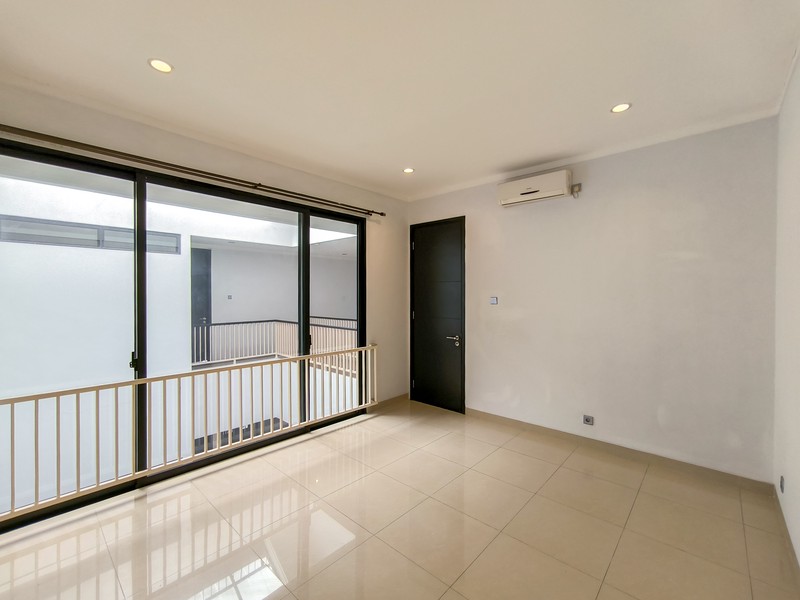 Rumah Bagus Di Kebayoran Symphony Bintaro Sektor 7