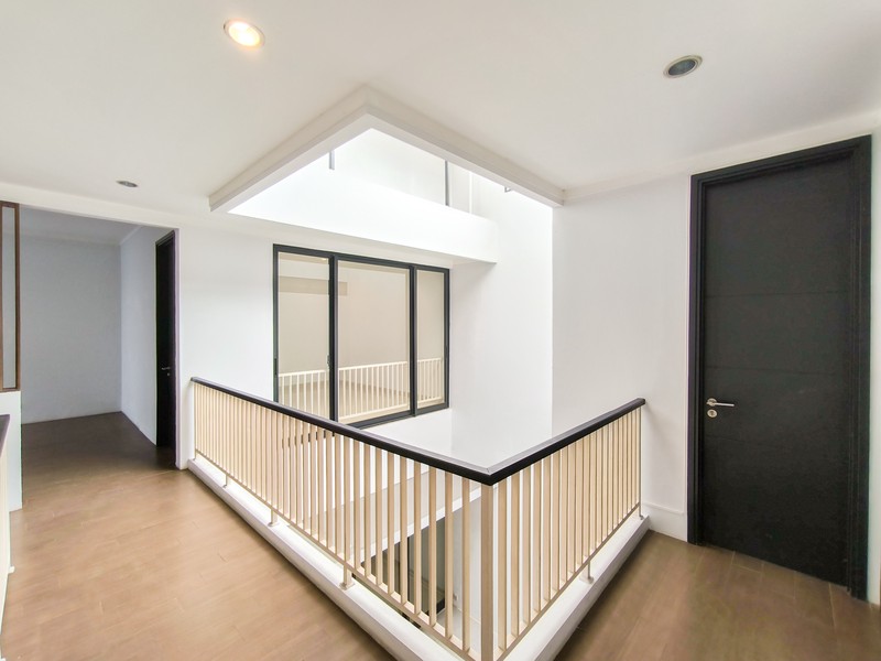 Rumah Bagus Di Kebayoran Symphony Bintaro Sektor 7