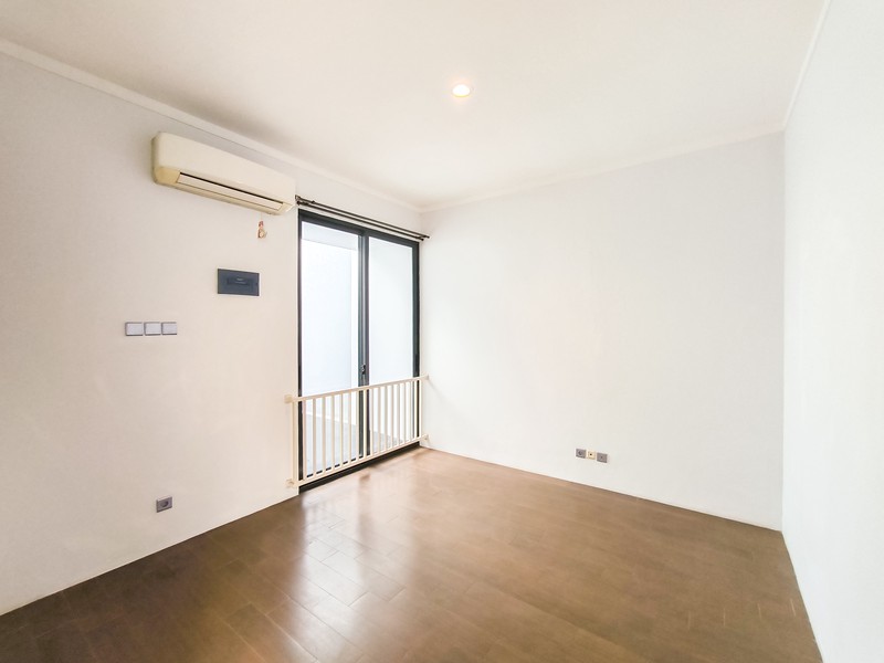 Rumah Bagus Di Kebayoran Symphony Bintaro Sektor 7