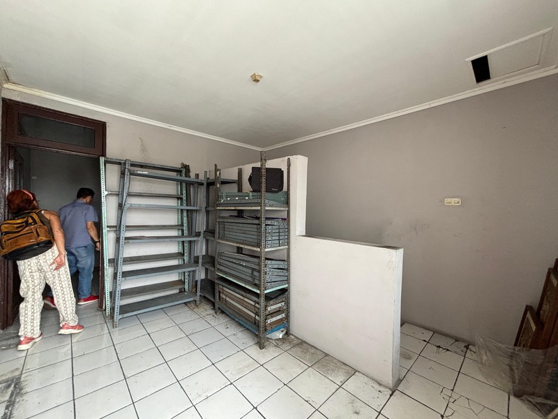 Ruko 2 Unit 4 Lantai di Lokasi Premium Mampang Prapatan Jakarta
