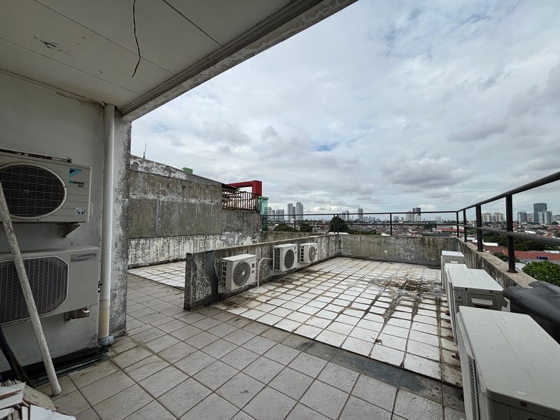 Ruko 2 Unit 4 Lantai di Lokasi Premium Mampang Prapatan Jakarta