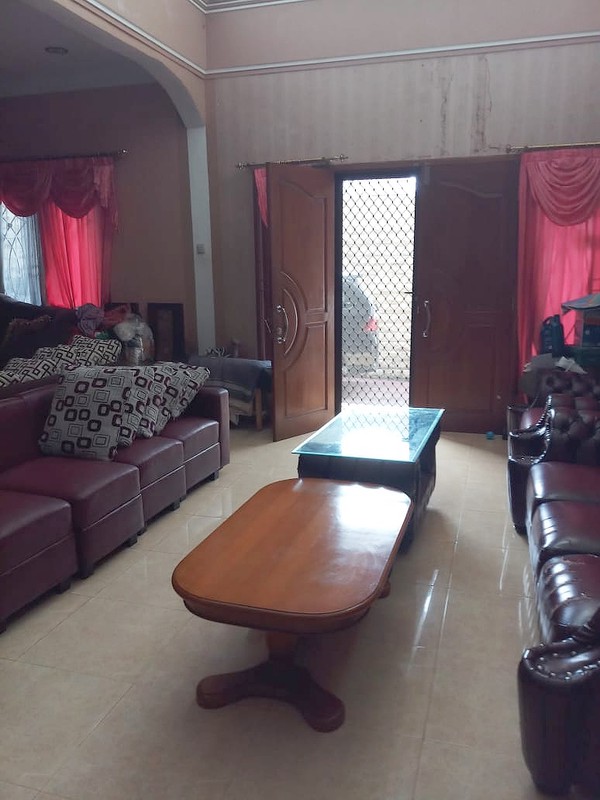 Rumah di Perumahan Permata Timur, Pondok Kelapa dengan Lingkungan yang Tenang dan Nyaman