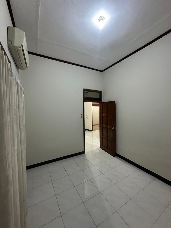 Rumah Cantik Strategis 5 Menit ke Gembira Loka & Fasilitas Kota, di Warungboto, Umbulharjo Yogyakarta