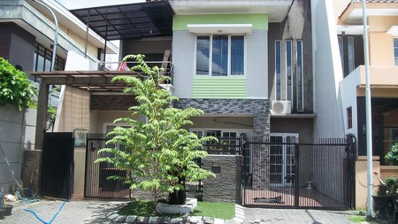 Rumah di Sakura Residence Surabaya Selatan, Strategis Sebelah Samsat, belakang Polda, selangkah dari Alfamart, Pizza Hut, Apotik... JUAL CEPAT !!! - WNA - 