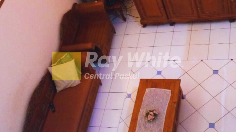 Rumah Tinggal dan Kantor 4 Lantai di Bandung