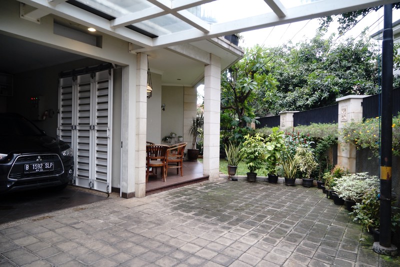 For sale Rumah mewah dan nyaman di tanah kusir, jakarta selatan