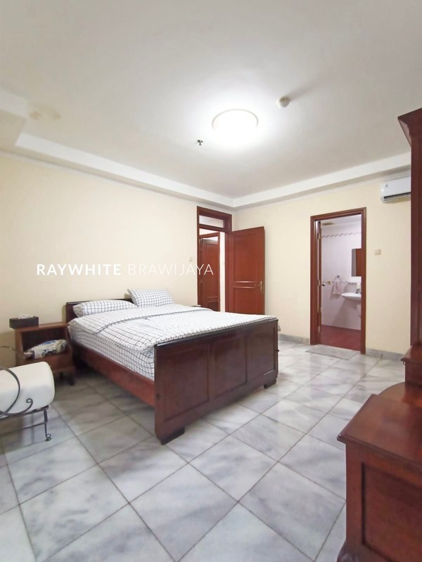 Apartemen Oasis Mitra Sarana 3BR Furnished