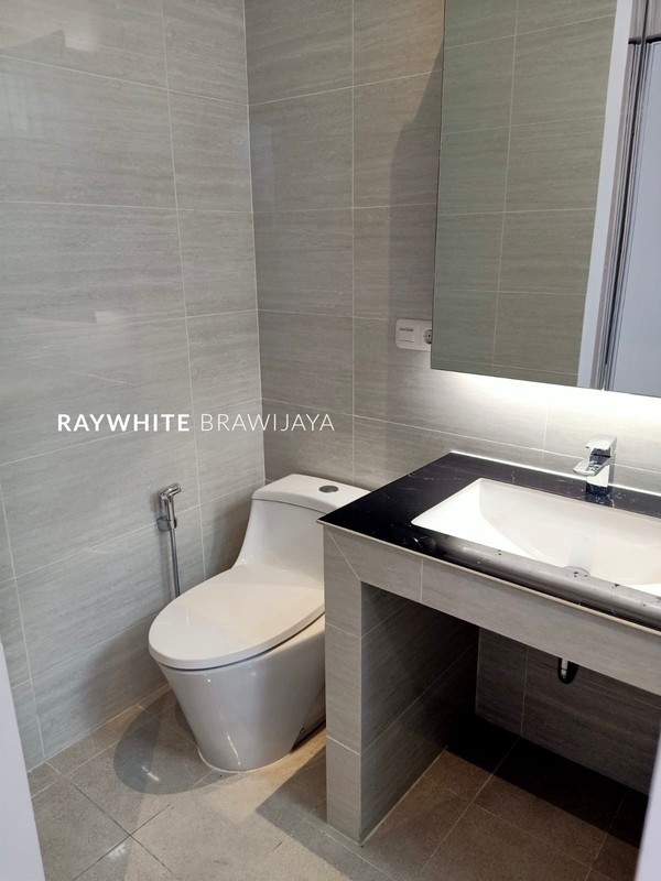 Brand New Townhouse Modern Minimalis Area Radio Dalam 