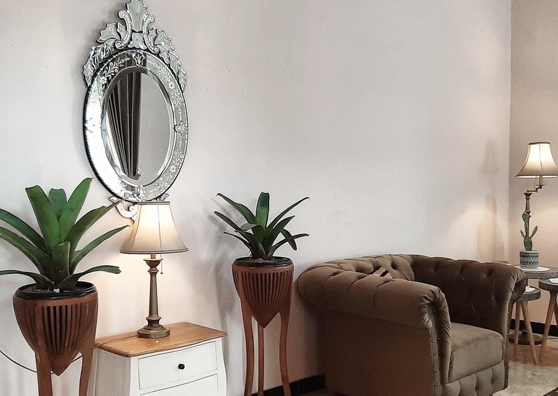 Rumah Mewah Bangunan Unik 3 Lantai Hunian Nyaman dengan Halaman Luas Kateguhan, Boyolali, Jawa Tengah