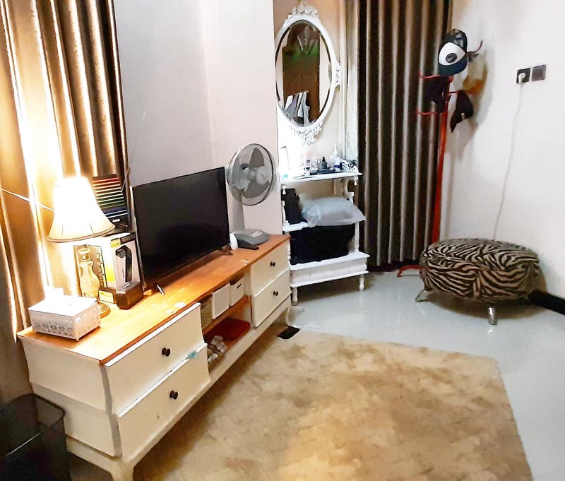 Rumah Mewah Bangunan Unik 3 Lantai Hunian Nyaman dengan Halaman Luas Kateguhan, Boyolali, Jawa Tengah