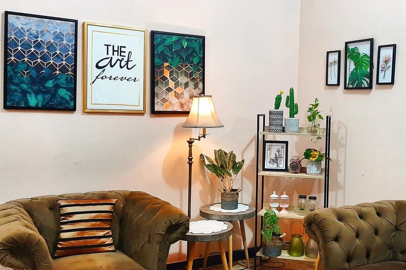 Rumah Mewah Bangunan Unik 3 Lantai Hunian Nyaman dengan Halaman Luas Kateguhan, Boyolali, Jawa Tengah