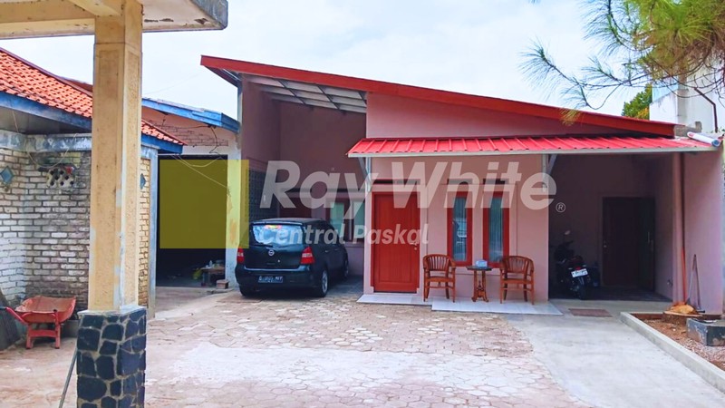 Rumah Kantor dan Gudang di Pasir Impun Kota Bandung