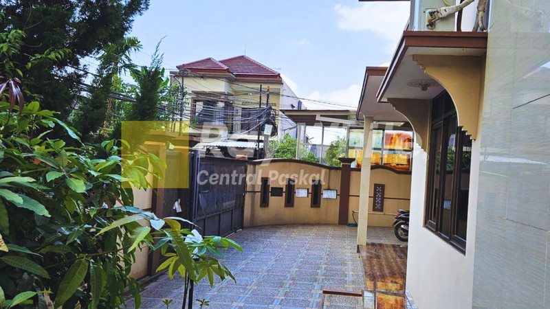 Rumah Asri Nyaman di Kiarasari Raya Bandung