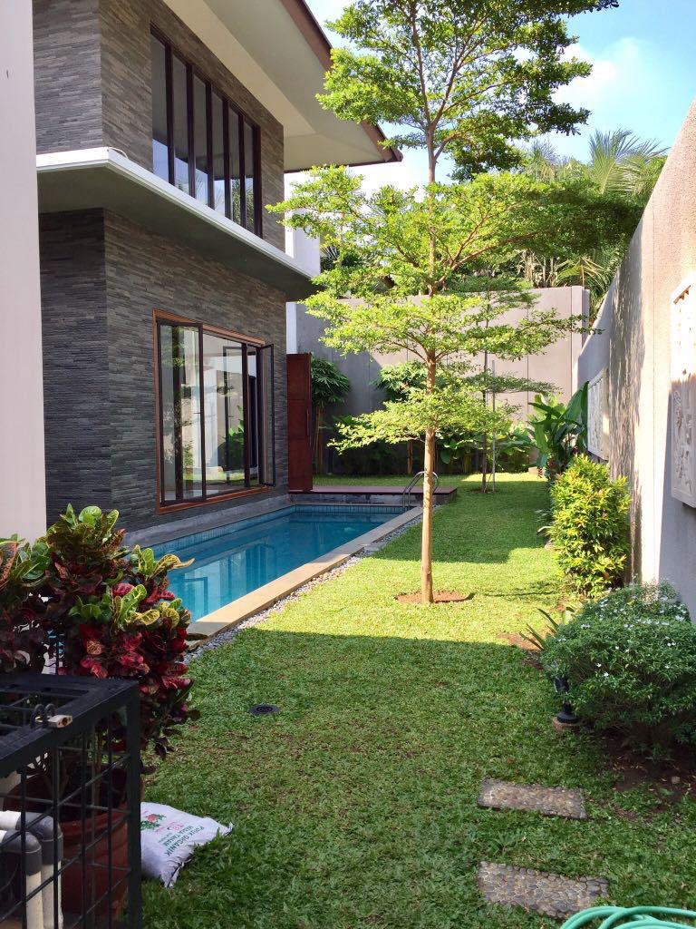 DI JUAL RUMAH BARU, DI KAWASAN KEMANG, LOKASI SANGAT STRATEGI