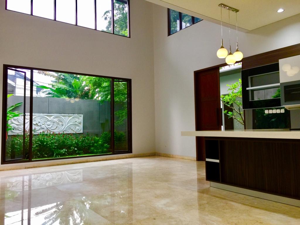 DI JUAL RUMAH BARU, DI KAWASAN KEMANG, LOKASI SANGAT STRATEGI