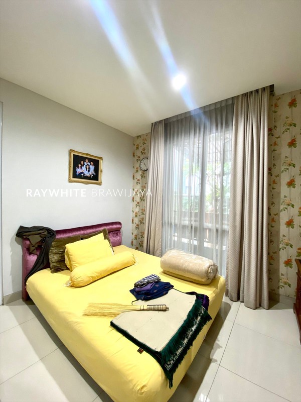 Rumah Dalam Townhouse Furnished Area Pondok Labu Depok