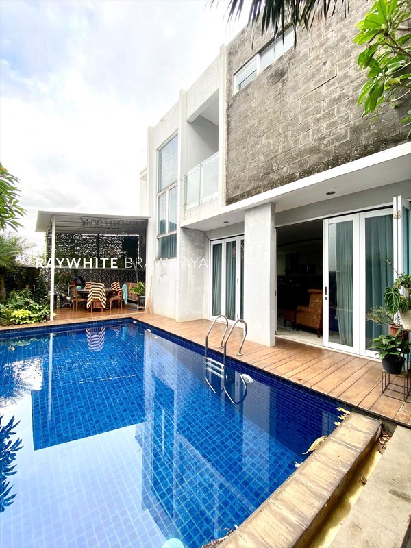 Rumah Dalam Townhouse Furnished Area Pondok Labu Depok